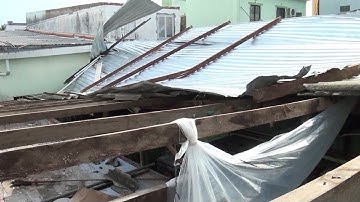 Cà Mau mưa lớn kèm theo gió mạnh làm tốc mái 25 nhà dân