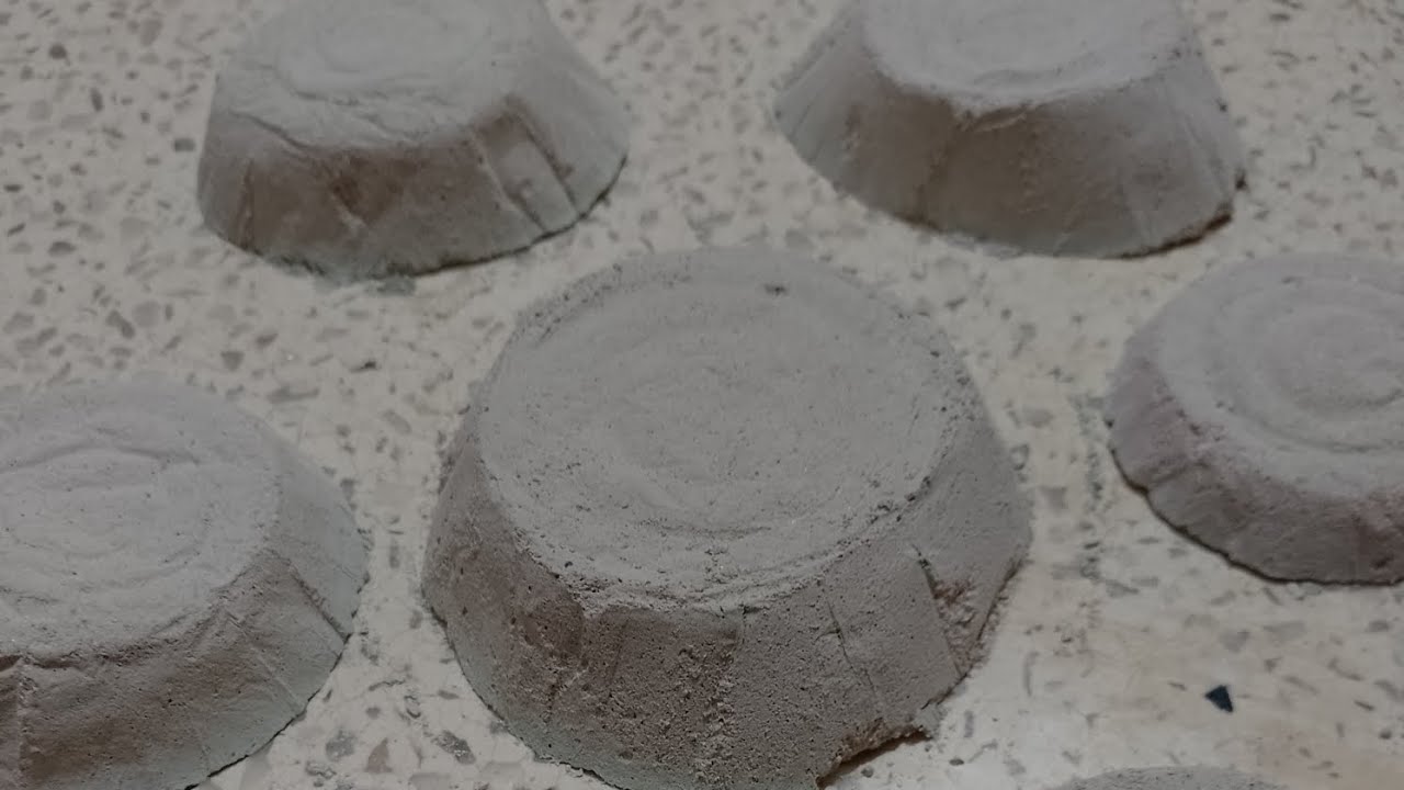 Homemade gym chalk crush π€ please subscribe π - YouTube