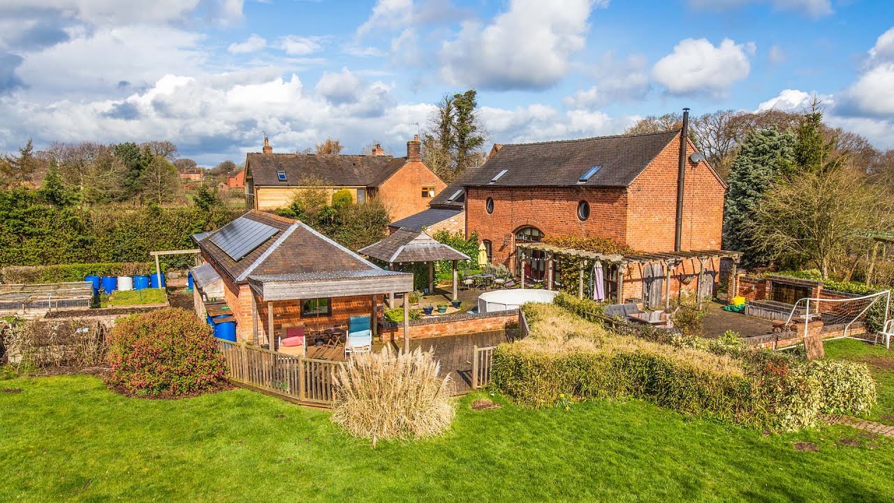 Video House Tour Threshing Barn, Hinstock, Market Drayton, TF9 2NJ
