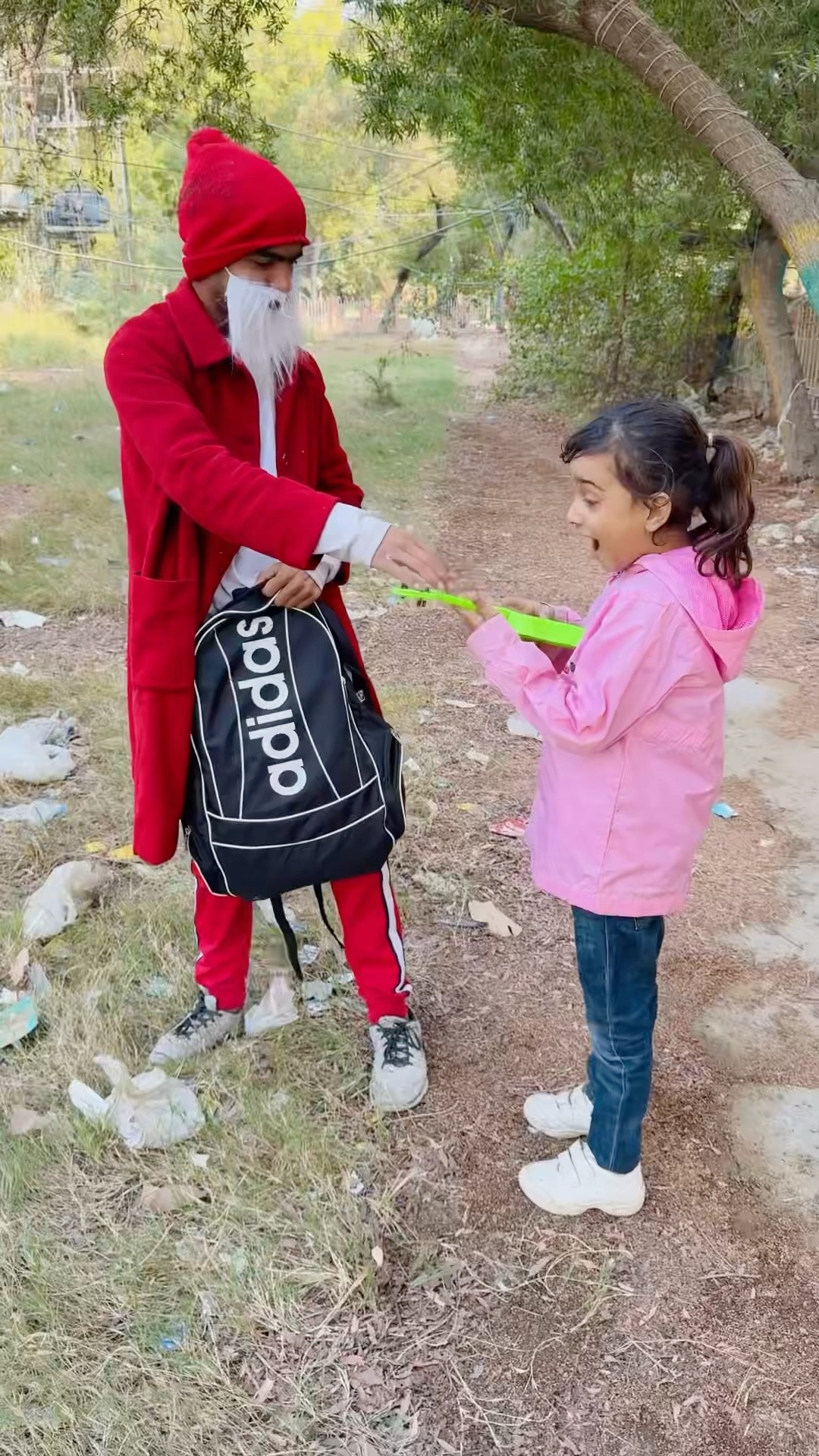 Uncle ☘️ Santa Gifting To Kids ?|