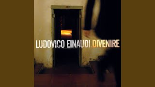 Video thumbnail of "Ludovico Einaudi - Fly"