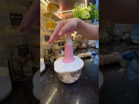 قشارة الثوم إيه رأيكم حلوة ولا أي كلام ومين مبيحبش تقشير الثوم زي حالاتي