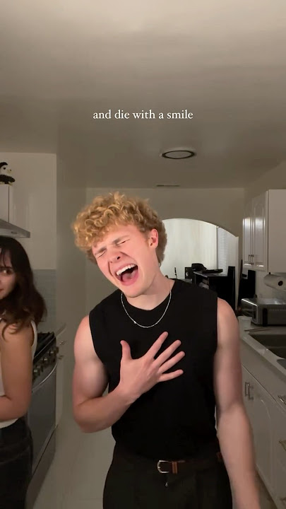 Die with a smile from my kitchen #viralsinging #coversongsinger #brunomars #ladygaga #diewithasmile