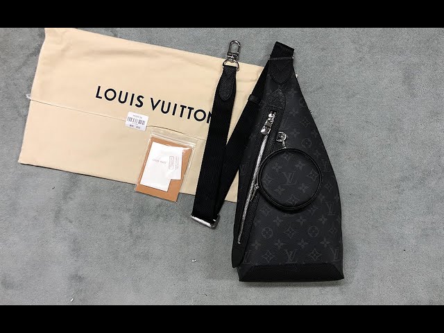 LOUIS VUITTON Taigarama Duo Slingbag Body Bag Black M30936