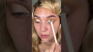 Pop of aqua eyeshadow #cutcrease #eyeshadow #eyeshadowtutorial #eyemakeup #makeup