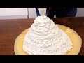 どうやって巻くの?日本で一番でかい生クリームクレープの作り方
