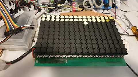 Z1 flipdot test, running off serial controller