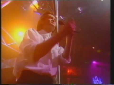 Feargal Sharkey - A Good Heart (Live, TOTP)