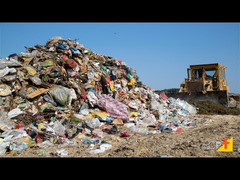 Clique e veja o vídeo Licenciamento - Curso a Distância Aterro Sanitário - Planejamento e Operação - Cursos CPT