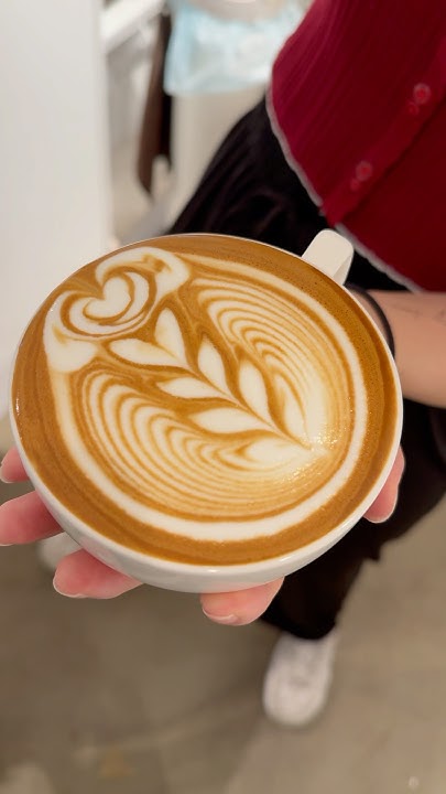 [問卦] 館長算是台灣第一大網紅嗎