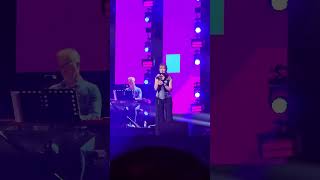 رشا رزق  أنا وأخي  من الرياض