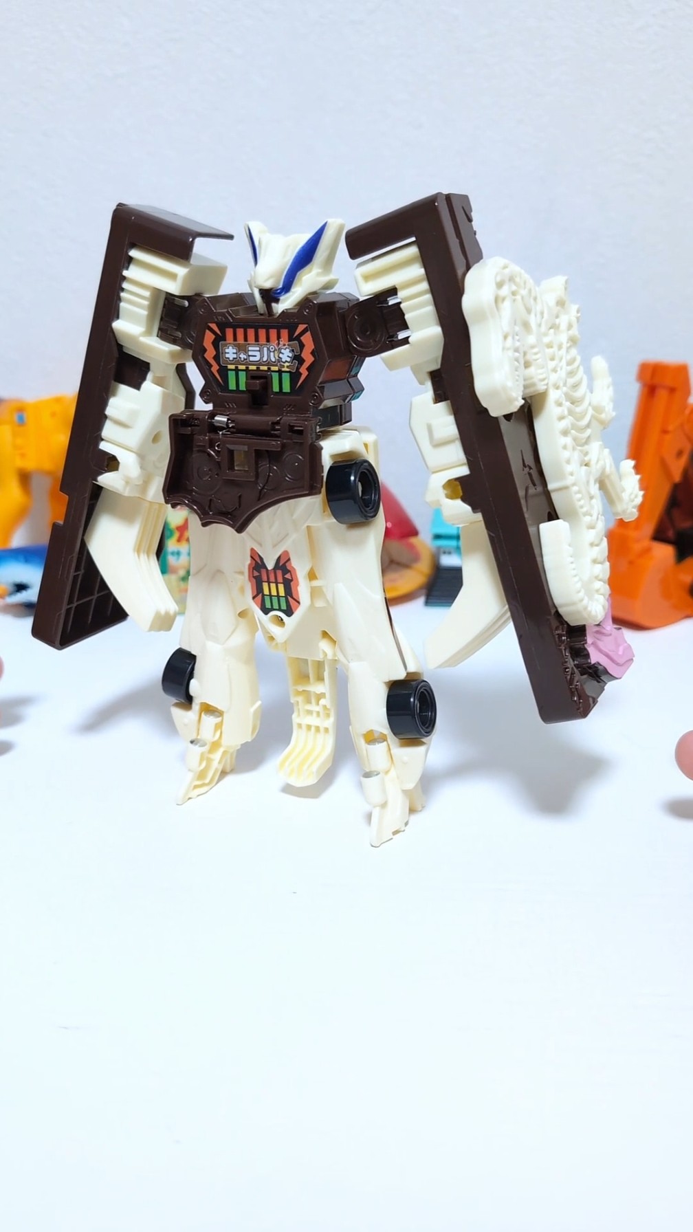 🍫The Unitroborn from the CharaPaki collaboration is so cool