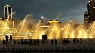 The Dancing fountain at Dubai Mall(Dessa DXB TB)