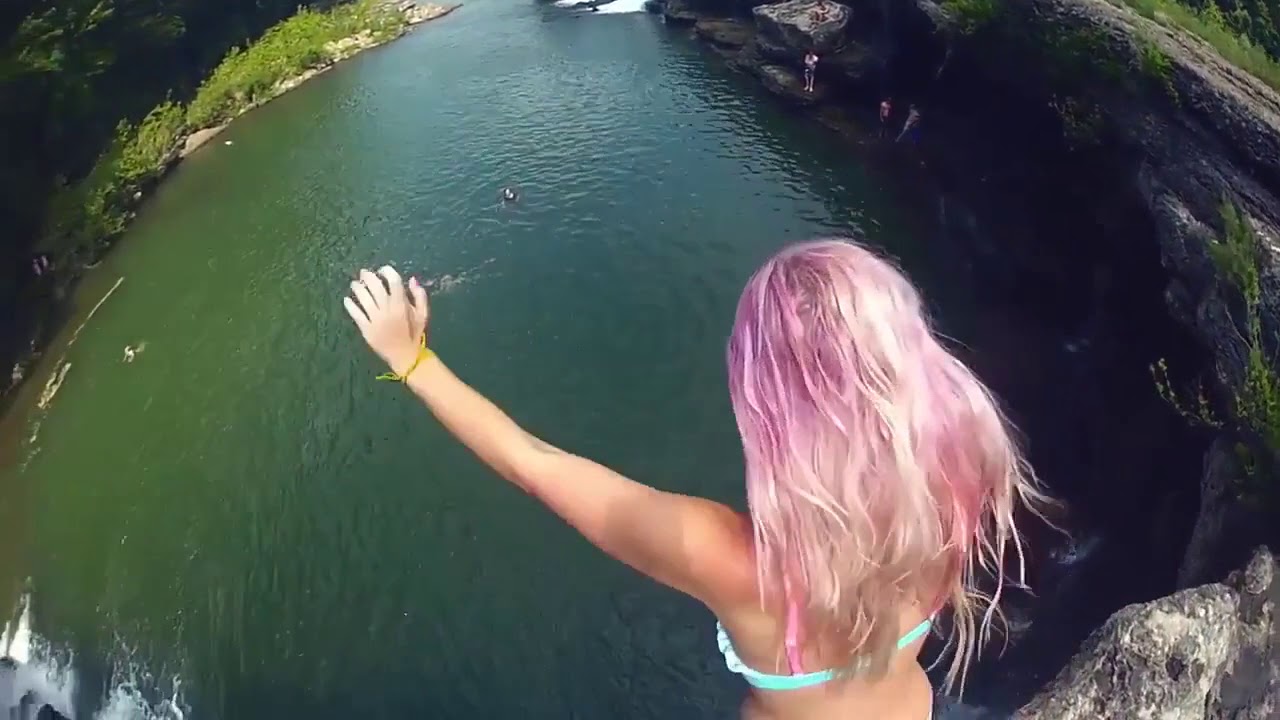 Girls Dive In Water COPYRIGHT FREE Stock Video.mp4