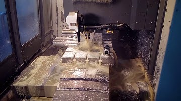 HAAS VM 2 . SolidCAM  ....