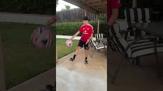 Reversed Akka 3000 Tutorial! #freestylefootball #football