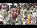 Taliyaha Taliska Taakuleynta ayaa tababar u furay askar ka tirsan Ciidanka Xoogga Dalka Soomaaliyeed