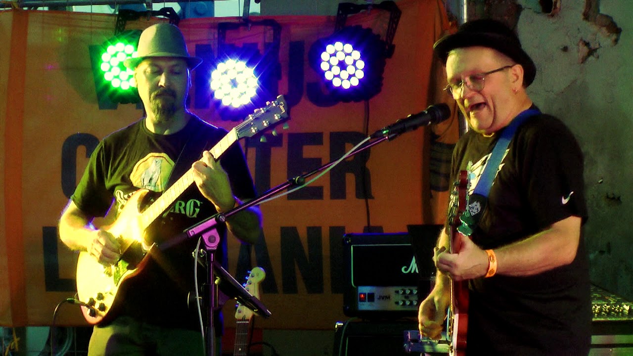 WuozBeyn - Cum On Feel The Noize - in live (Slade  cover)