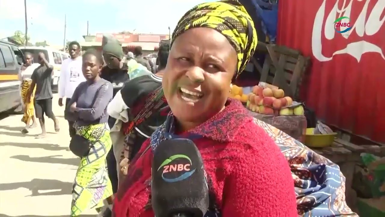 Жители Лусаки приветствуют мирное согласие в проведении похорон