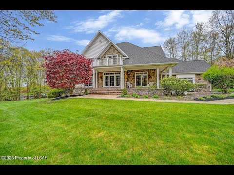32 Mapleseed Drive, Dallas, PA home video tour