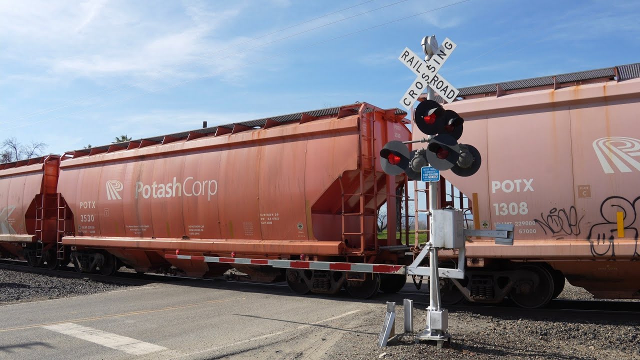 CFNR 504 Corning Flyer Switching | Delevan Rd. Railroad Crossing, Maxwell CA | Part 2, Departure