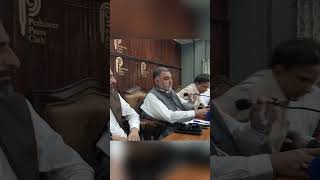 نگران وزیر اطلاعات میاں فیروز جمال کاکاخیل پریس کانفرنس پشاور پریس کلب