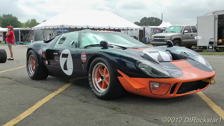 Superformance Ford GT40 around Track