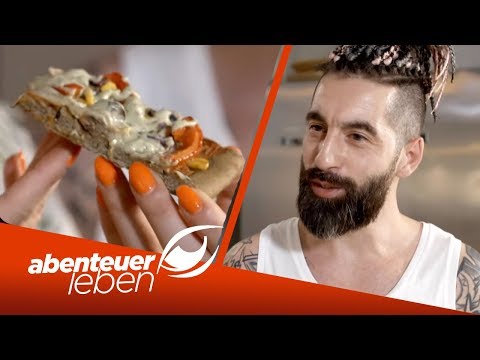 Video: Wie man beim Schreiben ein Thema entwickelt (mit Bildern)