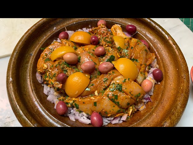 Tajine de pollo con limón, aceitunas y nueces - Nueces de California