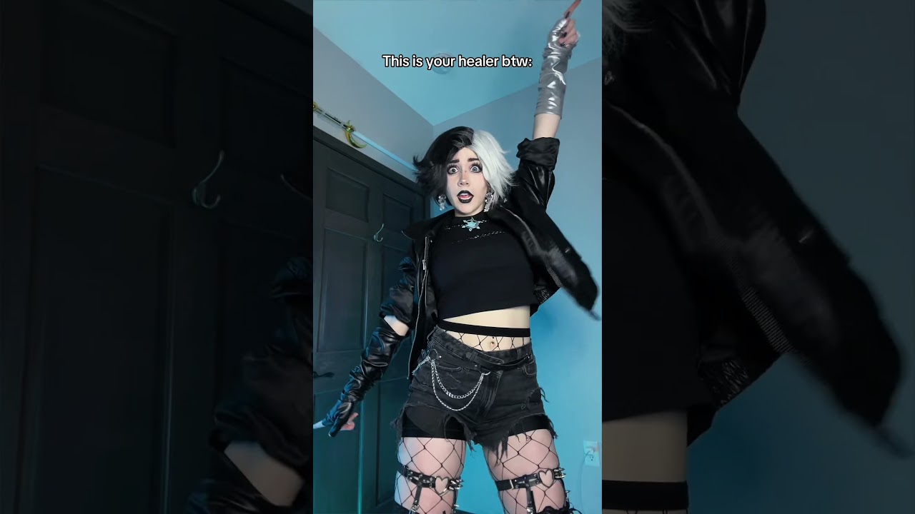 Luna When You Need Heals🕺 #lunasnow #marvelrivals #marvel #healer #videogame #dance #cosplay