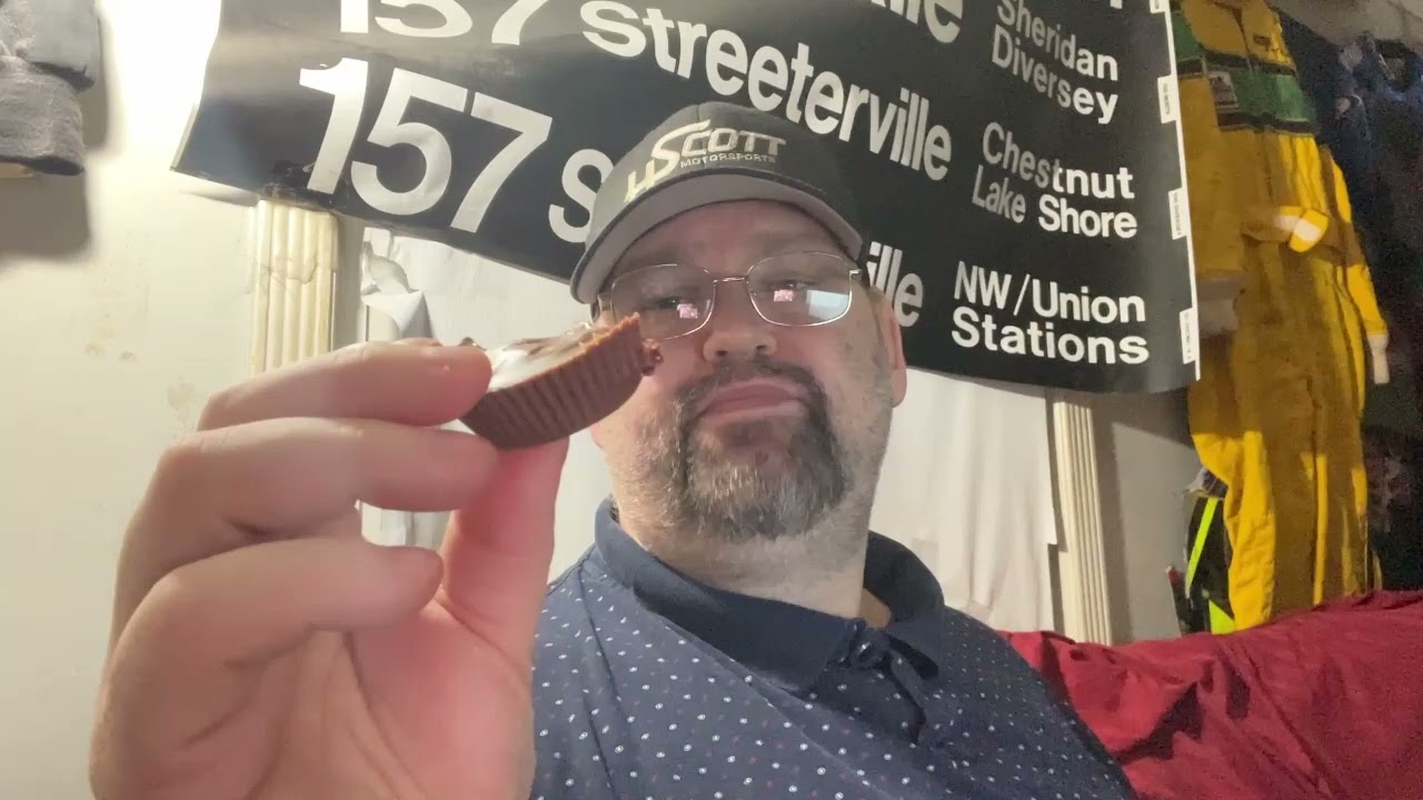 Dave Tries Reese's PB&J Strawberry Big Cup