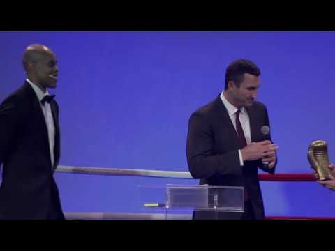 Video: Vladimir Klitschko Na Mkewe: Picha