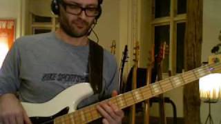 Voices inside - Willie Weeks bass solo w Donny Hathaway - bass playalong chords