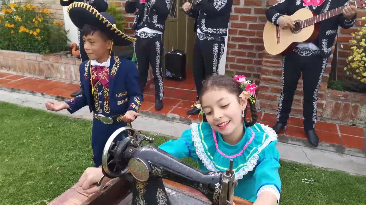 ALLA EN EL RANCHO GRANDE - DAVID TARAPUES - RANCHERA