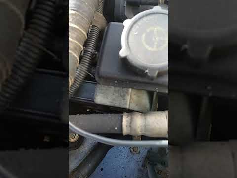 Паразитный ролик поликлинового ремня разлетелся Форд Мондео 3