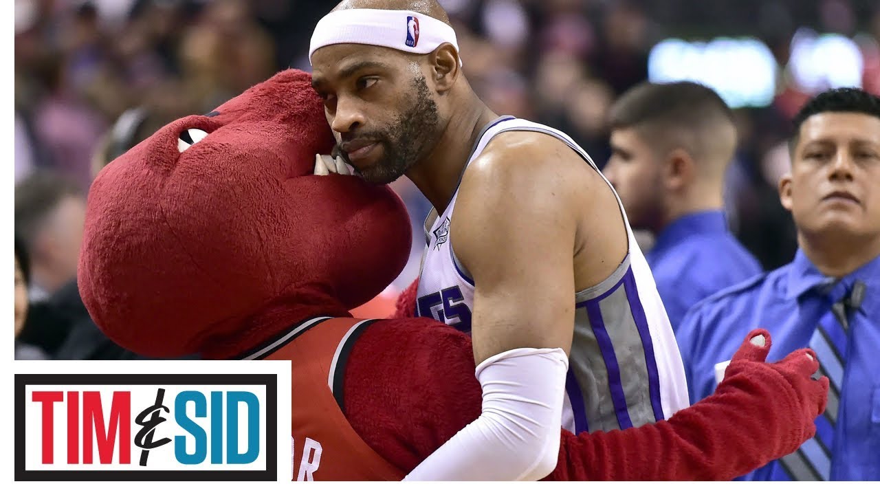 raptors retire vince carter jersey