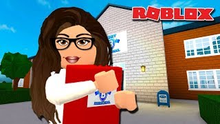 NEW CLASSES AT AMBERRY HIGH | Bloxburg High School | Roblox Roleplay