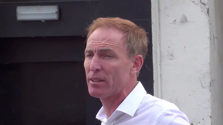 Jim Murphy - Wrapping up in Stirling 9th Sep 2014
