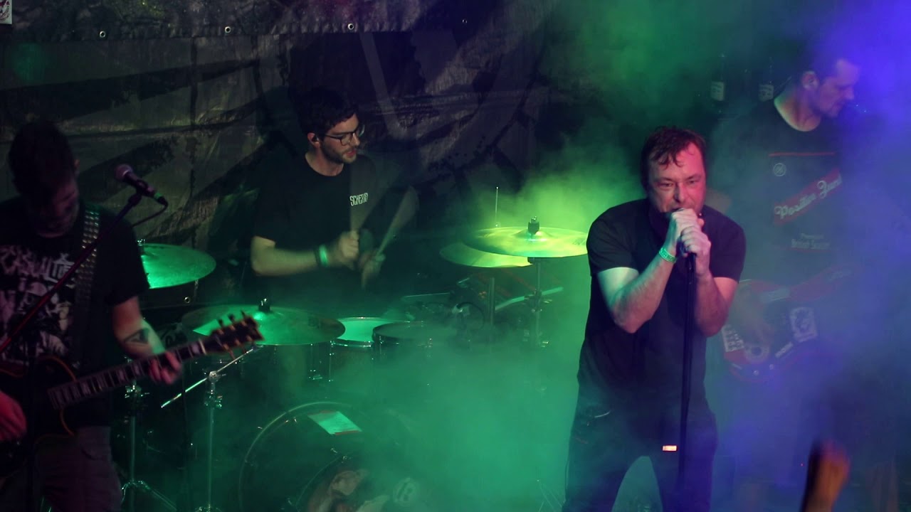 Fahnenflucht - Schwarzmaler/Willkommen in Deutschland (live)