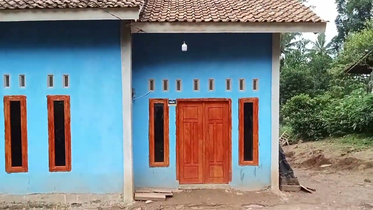 Dari pasar subik menuju desa perkampungan menelusuri aktivitas warga warga dikampung