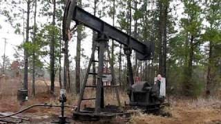 Old style "Oilwell" Pumping unit