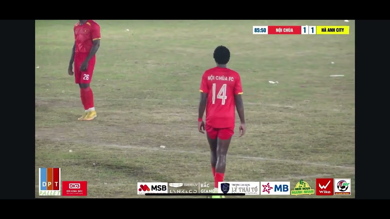 Giải bóng đá lễ hội làng Nội Đông lớn nhất Việt Nam