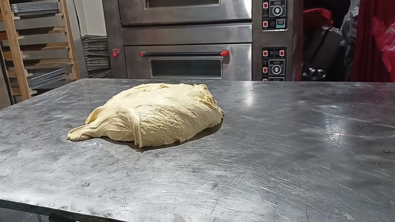PAS NGOVEN KOK CEBLOK LOYANGE....PIE TO DE DE....