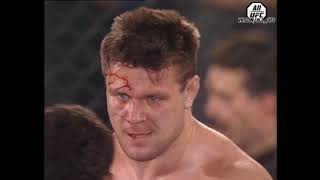 Oleg Taktarov vs Marco Ruas N1 (Ultimate Ultimate 1995) 16.12.1995