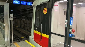 【集電靴電弧注意!!!】華沙地鐵 M2線 西門子Inspiro 往Bródno方向 Wileński站 離站