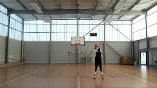 973) 50/77 à 3pts 65% (350) 11/01/25 (48650)