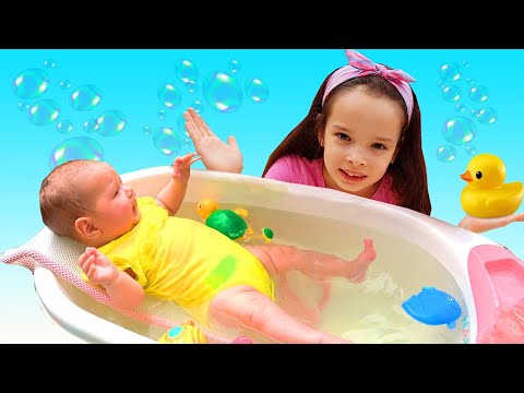 Bath Time for Little Nastya Nursery Rhymes & Kids Songs