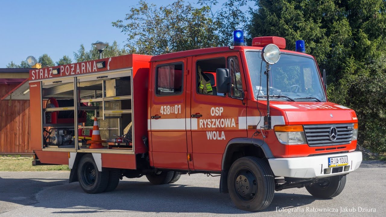 POKAZ JEDNOSTKI OSP RYSZKOWA WOLA - MERCEDES VARIO W ZABUDOWIE SCHMITZ W PODZIALE - 438[R]01 GLBA