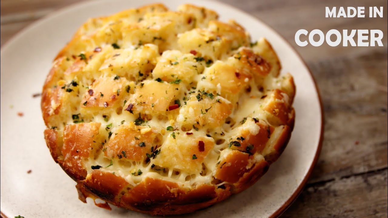 Pull Apart Garlic Bread in Cooker - Easy No Oven Cheese Garlic Bread Recipe - CookingShooking | Yaman Agarwal