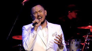 Imran Ajmain - Dikalung Kasihan (Live @ "10 Tahun Pertama" Concert, Esplanade)